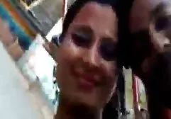 آلیا وست پا و انگشتان پا و انگشتان سکسی سکس فارسی کوچک ناز خود را نشان می دهد